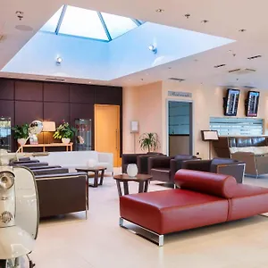 מלון Courtyard By Marriott Venice Airport, טסרה